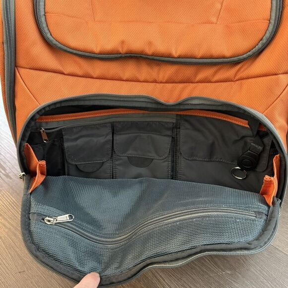 Eagle Creak HC2 Hovercraft Carry-on Roller Luggage Wheeled Tote Orange - Picture 9 of 10